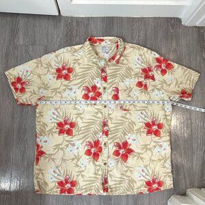 🌺 Croft & Barrow Beige Men’s Hawaiian Floral Button Up Shirt XXL Red Flowers